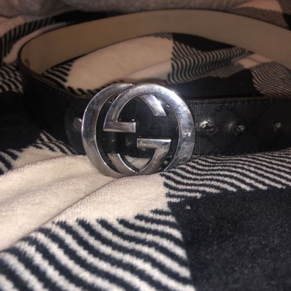 Gucci belt